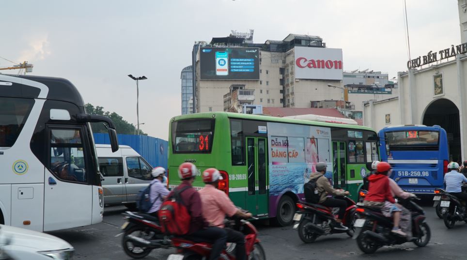 3 màn hình led chợ bến thành