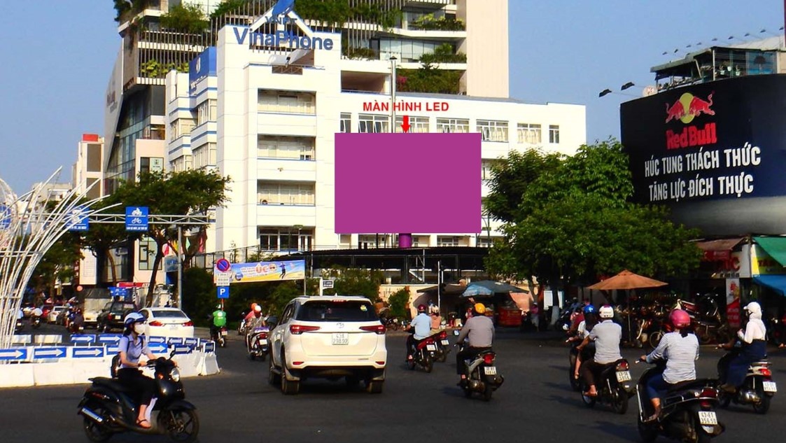 Quảng cáo màn hình LED Ngã 6 Nguyễn Văn Linh Đà Nẵng