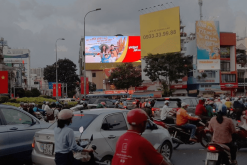 Quảng cáo màn hình LED vòng xoay Lý Thái Tổ - Điện Biên Phủ
